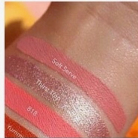 Jeffree Star SOFT SERVE Velour Liquid Lipstick — Dusty Rose Pink - Picture 4 of 4